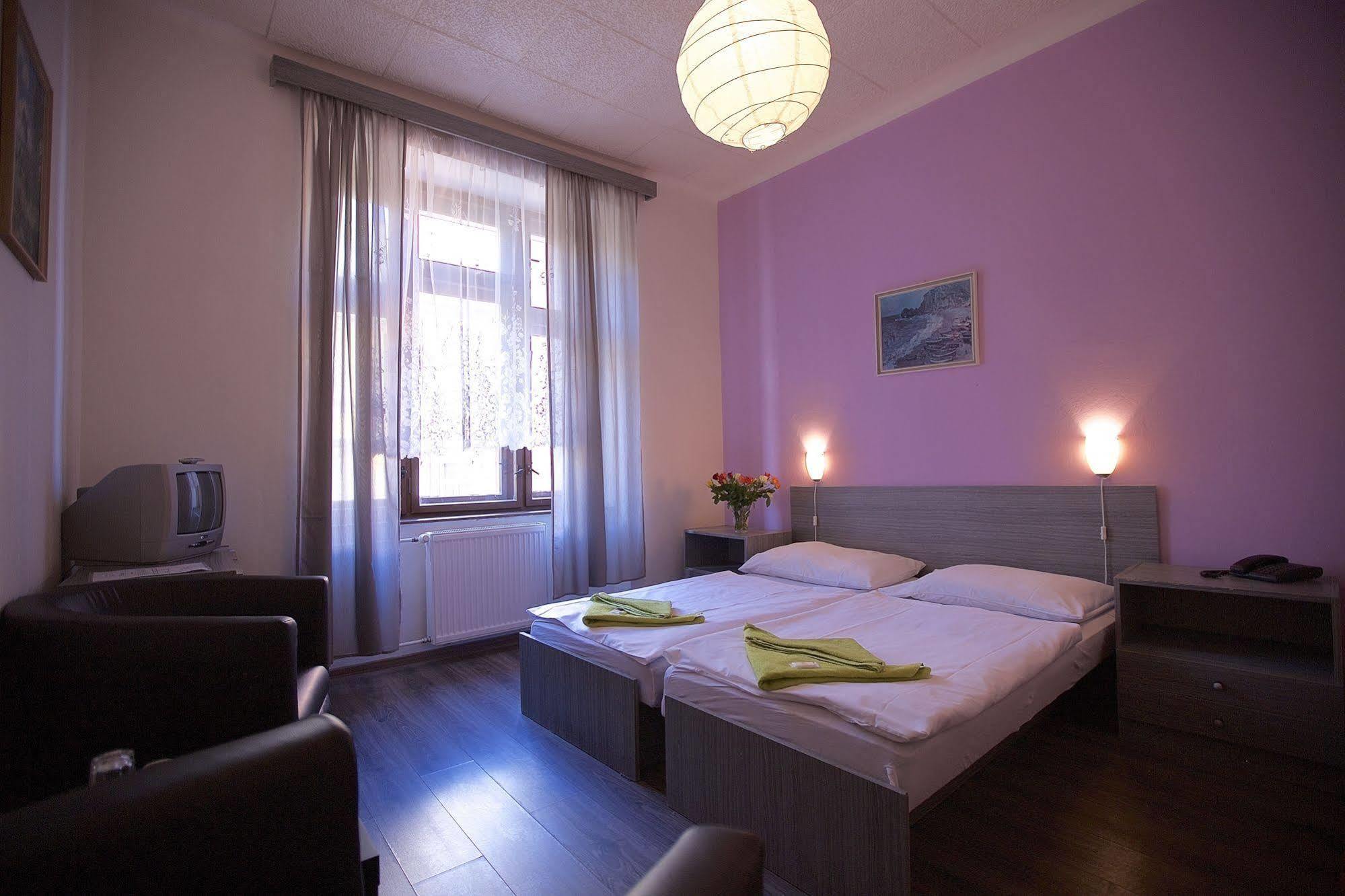 Hotel Olga Prag Dış mekan fotoğraf